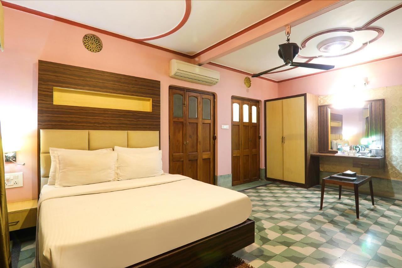 Fabhotel East View Varanasi Esterno foto