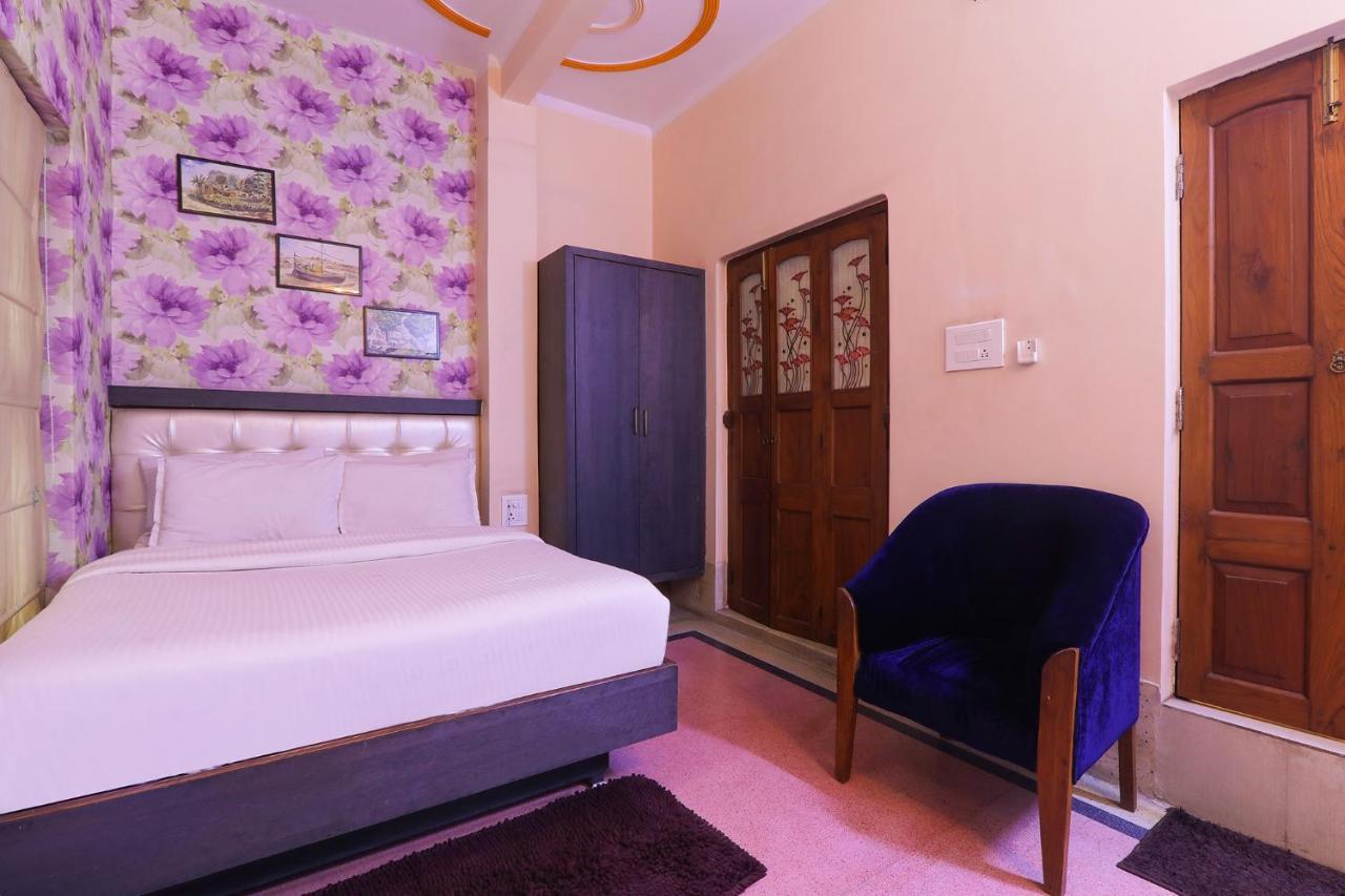 Fabhotel East View Varanasi Esterno foto