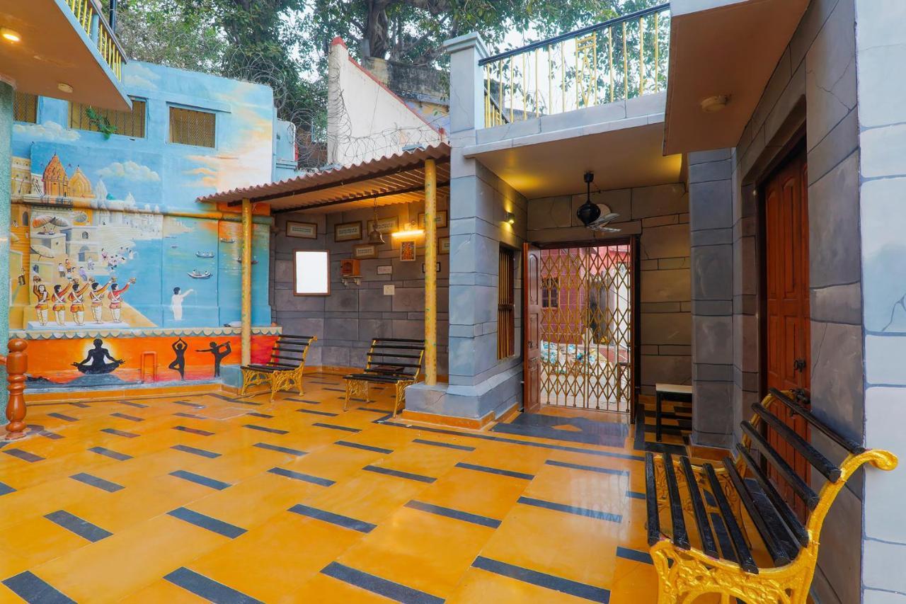 Fabhotel East View Varanasi Esterno foto